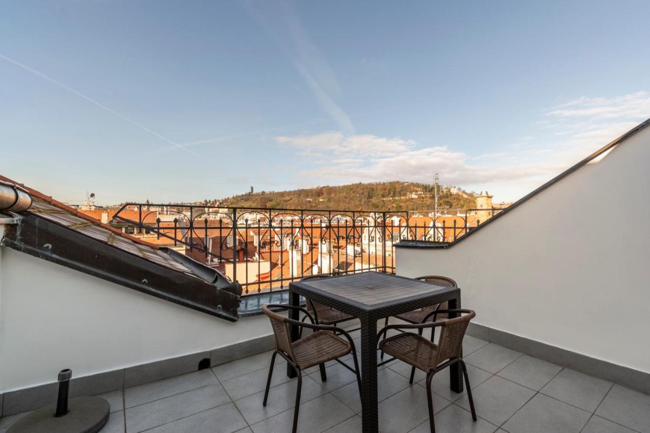 Apart-hotel Janáčkovo Nábřeží 19 - Riverside Praga